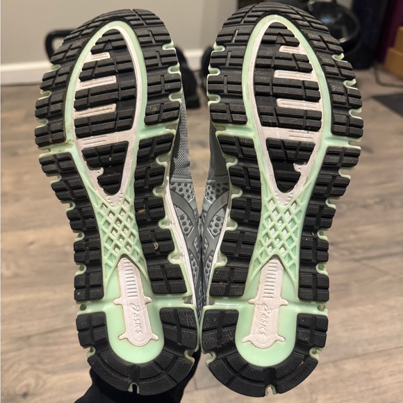 ASICS trainers - Picture 5 of 6